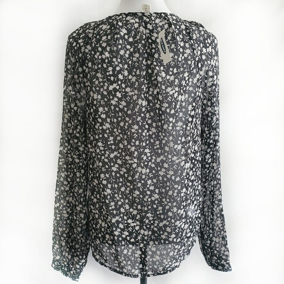 Old Navy Black/White Floral Print Sheer Blouse - Picture 3 of 5